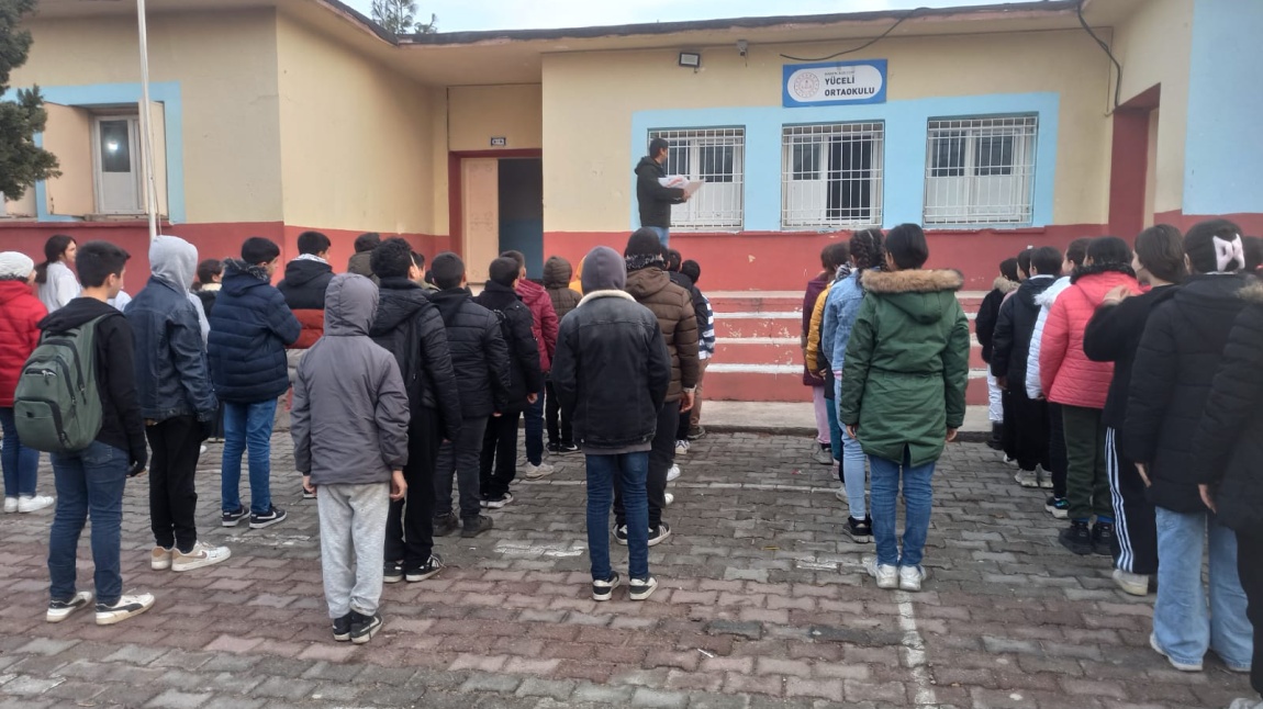 AYIN ÖĞRENCİLERİ 